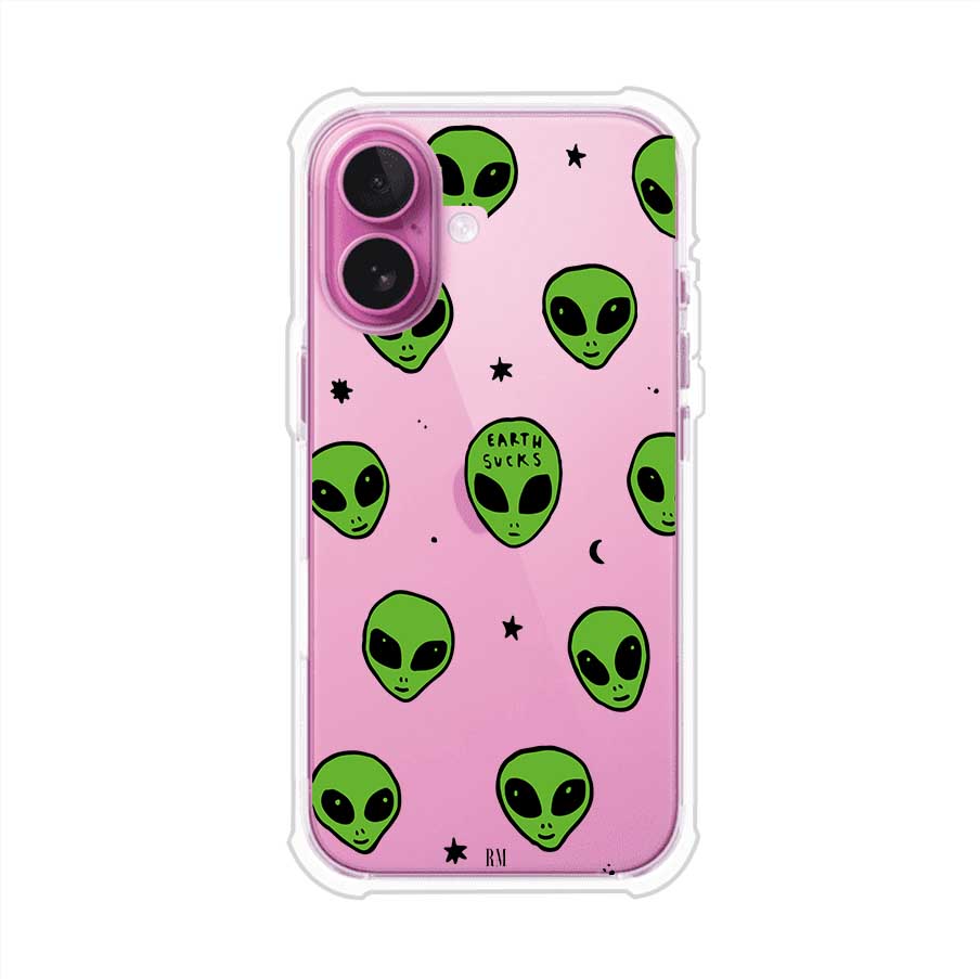 Funda para iPhone con diseño de alienígenas verdes y frase "Earth Sucks", fondo negro con detalles espaciales. Estilo divertido y rebelde. Producto de Remark MX
