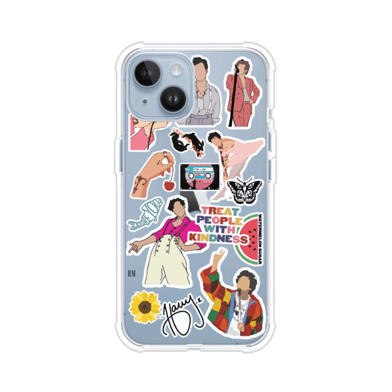 Funda para iPhone con diseño de stickers inspirados en Harry Styles. Incluye frases como "Treat People With Kindness", dibujos de outfits icónicos, girasoles, y elementos retro sobre base transparente. Ideal para fans. Producto de Remark Mx