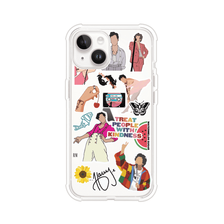Funda para iPhone con diseño de stickers inspirados en Harry Styles. Incluye frases como "Treat People With Kindness", dibujos de outfits icónicos, girasoles, y elementos retro sobre base transparente. Ideal para fans. Producto de Remark Mx