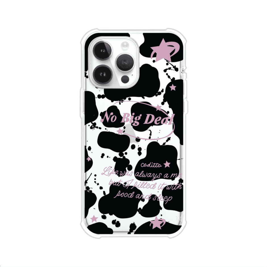 Funda estilo vaca en blanco, negro y rosa con frase No Big Deal para iPhone. Diseño divertido y aesthetic. Producto de Remark Mx