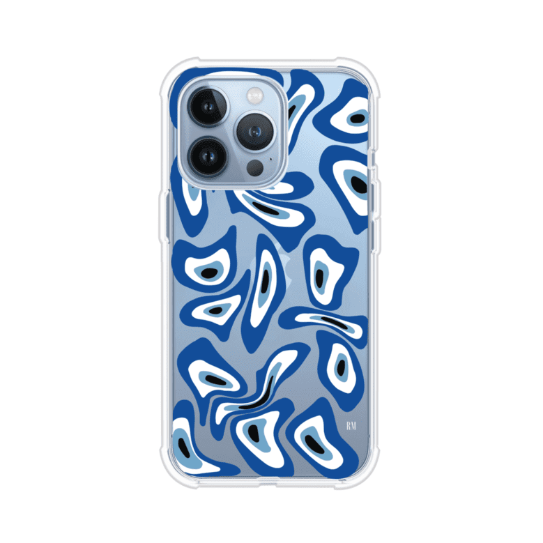Funda para iPhone con diseño de ojos turcos en tonos azul y blanco, símbolo de protección.
iPhone case featuring Turkish evil eye pattern in blue and white, symbol of protection