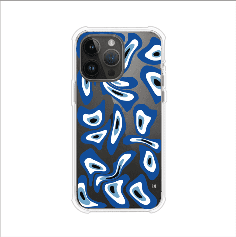 Funda para iPhone con diseño de ojos turcos en tonos azul y blanco, símbolo de protección.
iPhone case featuring Turkish evil eye pattern in blue and white, symbol of protection
