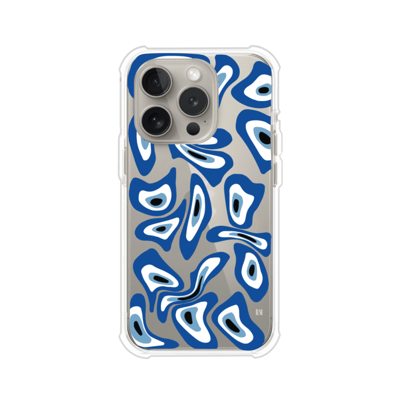 Funda para iPhone con diseño de ojos turcos en tonos azul y blanco, símbolo de protección.
iPhone case featuring Turkish evil eye pattern in blue and white, symbol of protection