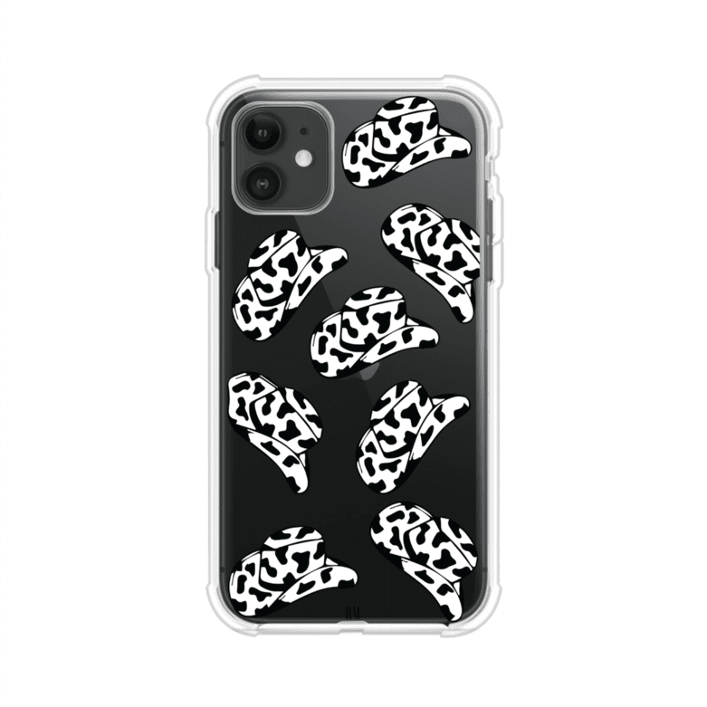 Funda para iPhone con diseño de múltiples sombreros vaqueros en estampado blanco y negro tipo vaca. Estilo western minimalista con vibe country. Producto de Remark Mx.