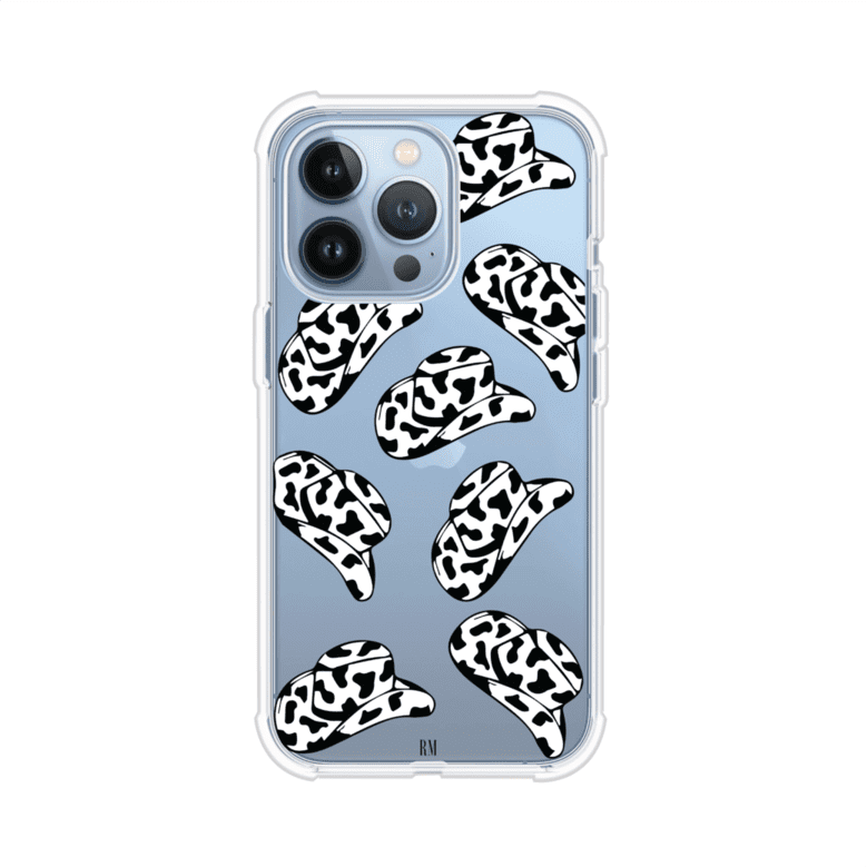 Funda para iPhone con diseño de múltiples sombreros vaqueros en estampado blanco y negro tipo vaca. Estilo western minimalista con vibe country. Producto de Remark Mx.