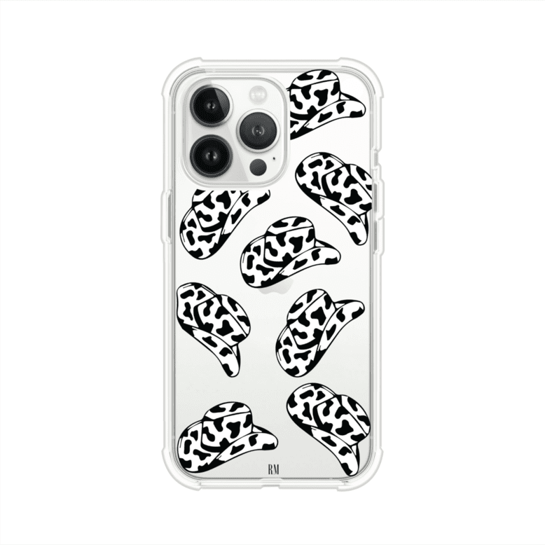 Funda para iPhone con diseño de múltiples sombreros vaqueros en estampado blanco y negro tipo vaca. Estilo western minimalista con vibe country. Producto de Remark Mx.