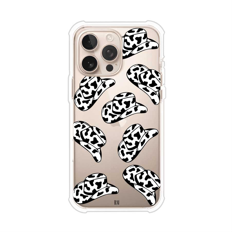 Funda para iPhone con diseño de múltiples sombreros vaqueros en estampado blanco y negro tipo vaca. Estilo western minimalista con vibe country. Producto de Remark Mx.