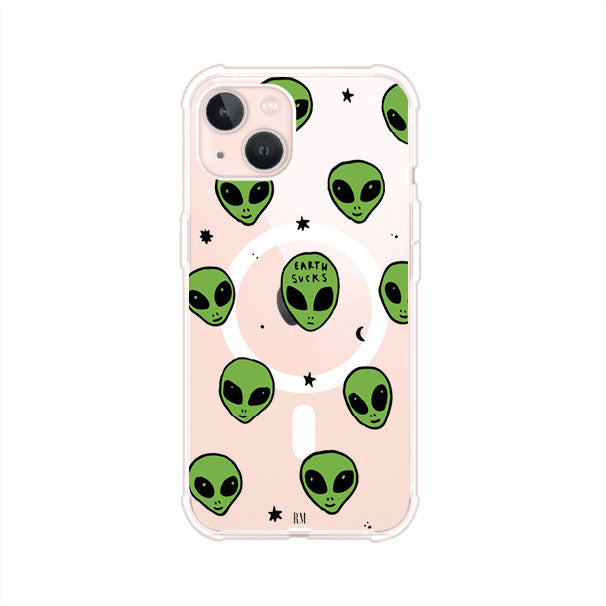 Funda para iPhone con diseño de alienígenas verdes y frase "Earth Sucks", fondo negro con detalles espaciales. Estilo divertido y rebelde. Producto de Remark MX
