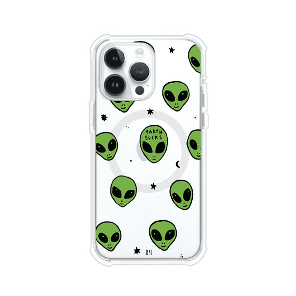 Funda para iPhone con diseño de alienígenas verdes y frase "Earth Sucks", fondo negro con detalles espaciales. Estilo divertido y rebelde. Producto de Remark MX