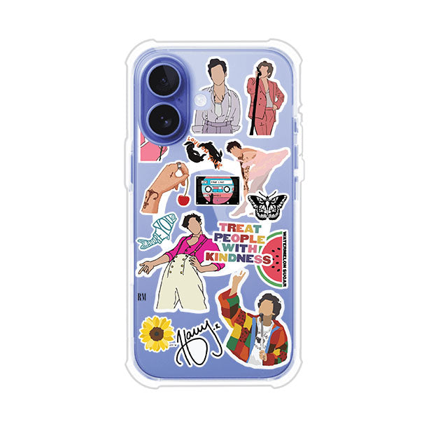 Funda para iPhone con diseño de stickers inspirados en Harry Styles. Incluye frases como "Treat People With Kindness", dibujos de outfits icónicos, girasoles, y elementos retro sobre base transparente. Ideal para fans. Producto de Remark Mx
