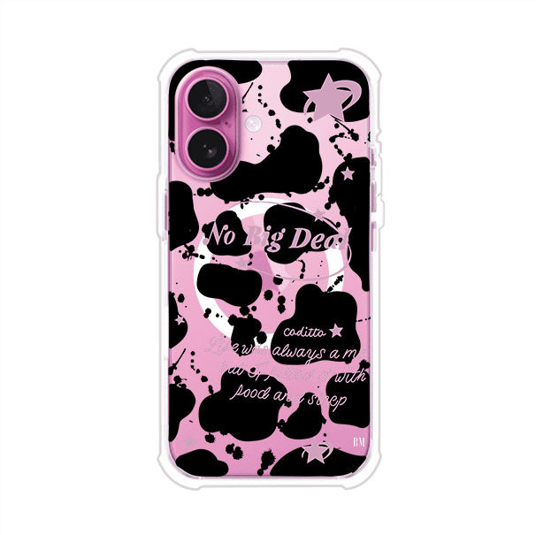 Funda estilo vaca en blanco, negro y rosa con frase No Big Deal para iPhone. Diseño divertido y aesthetic. Producto de Remark Mx
