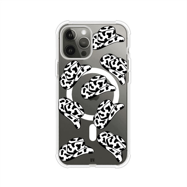 Funda para iPhone con diseño de múltiples sombreros vaqueros en estampado blanco y negro tipo vaca. Estilo western minimalista con vibe country. Producto de Remark Mx.