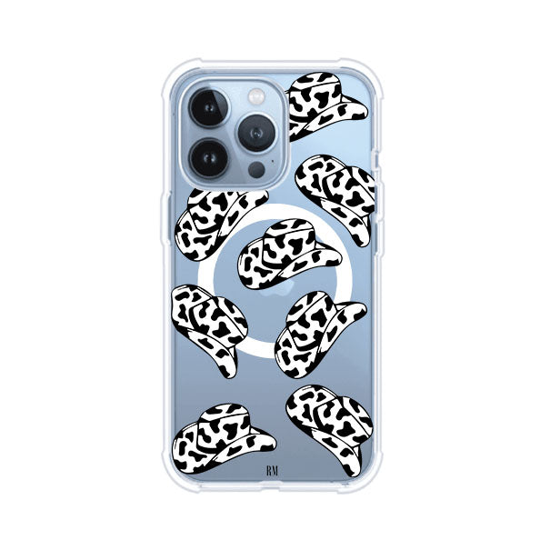 Funda para iPhone con diseño de múltiples sombreros vaqueros en estampado blanco y negro tipo vaca. Estilo western minimalista con vibe country. Producto de Remark Mx.