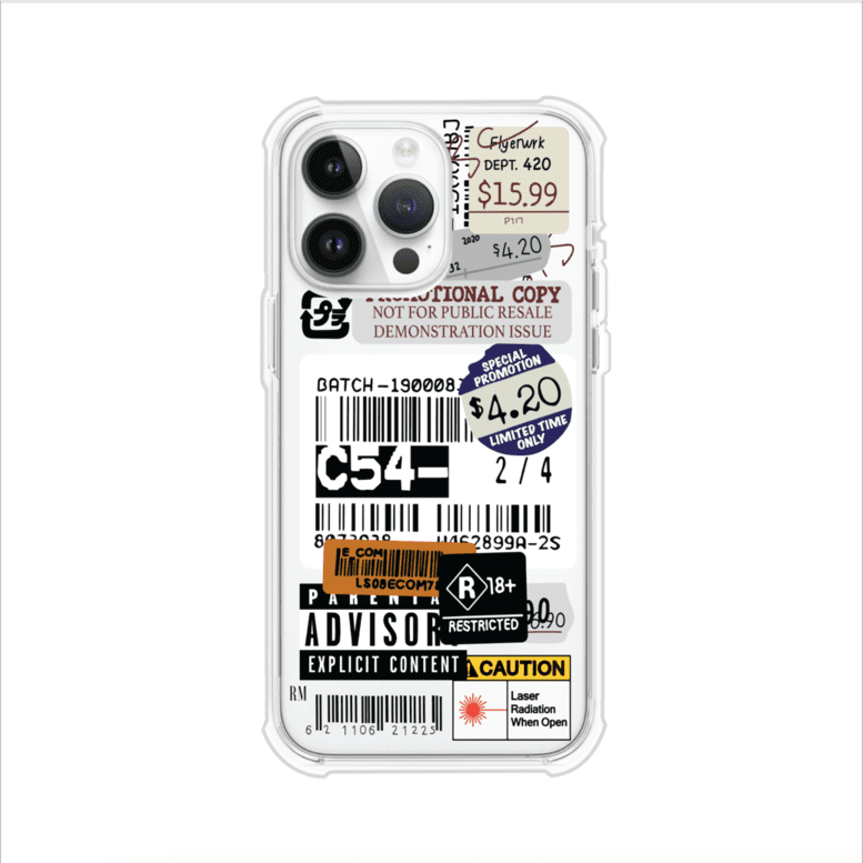 Funda para iPhone con diseño urbano tipo collage de tickets, códigos de barras y etiquetas de advertencia. Ideal para quienes buscan un estilo alternativo y original. Diseño exclusivo de Remark MX