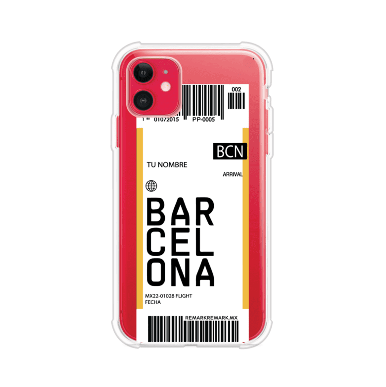 Funda personalizada estilo pase de abordar con diseño de Barcelona y código BCN, personalizable con nombre y datos de vuelo; producto de Remark MX para iPhone