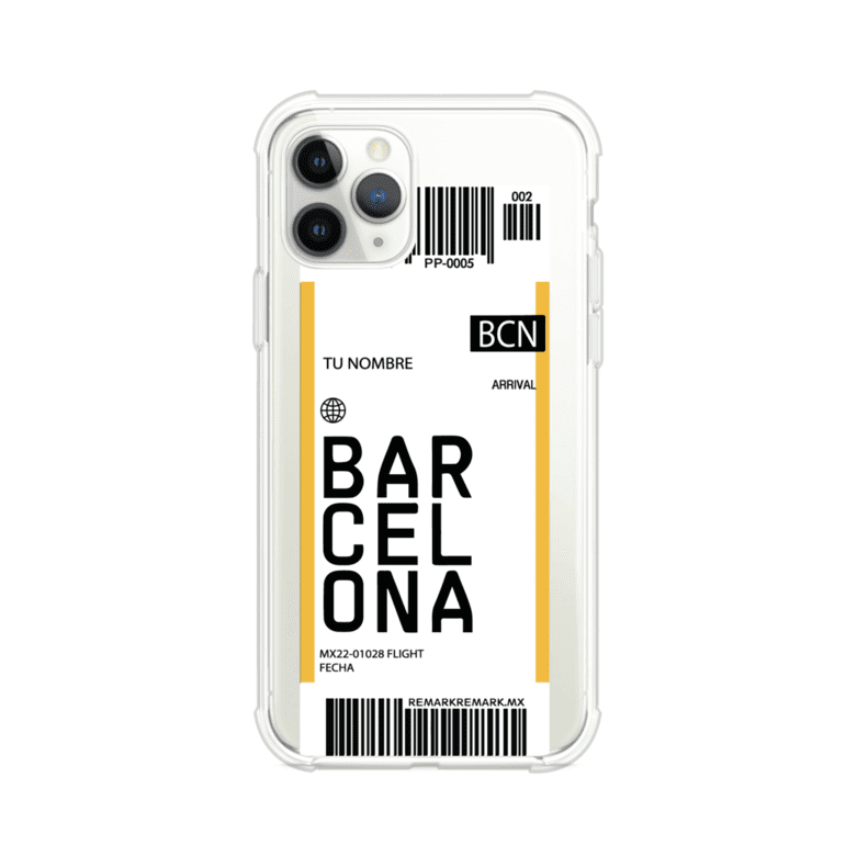 Funda personalizada estilo pase de abordar con diseño de Barcelona y código BCN, personalizable con nombre y datos de vuelo; producto de Remark MX para iPhone