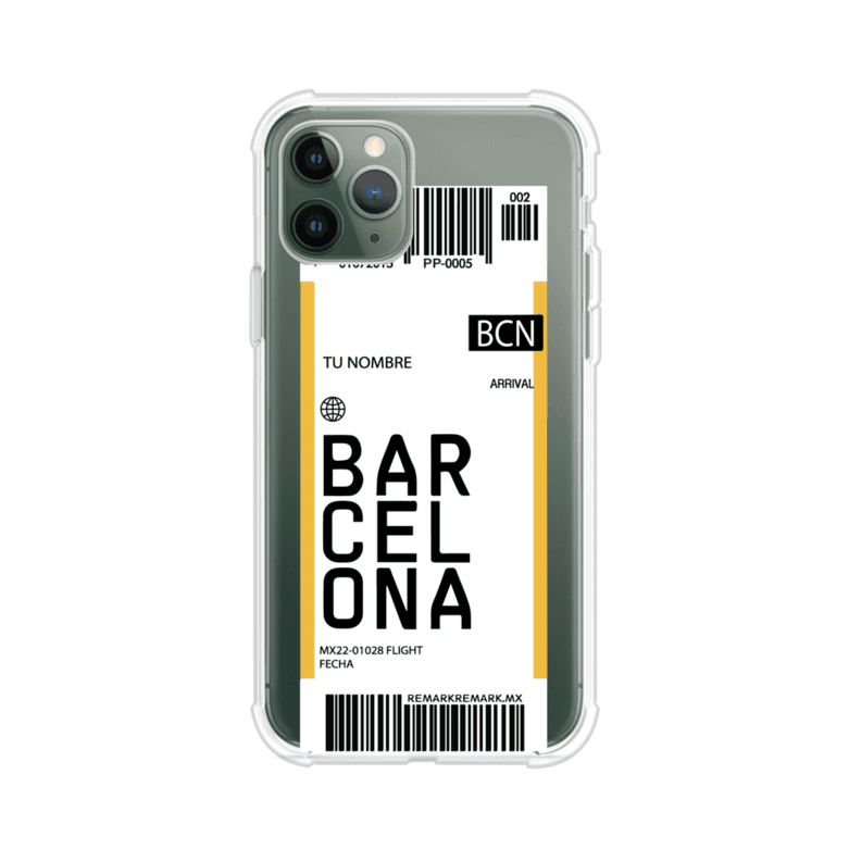 Funda personalizada estilo pase de abordar con diseño de Barcelona y código BCN, personalizable con nombre y datos de vuelo; producto de Remark MX para iPhone