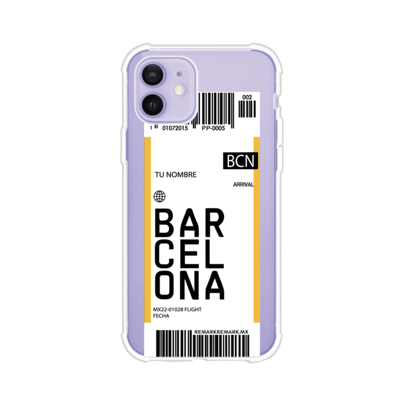 Funda personalizada estilo pase de abordar con diseño de Barcelona y código BCN, personalizable con nombre y datos de vuelo; producto de Remark MX para iPhone
