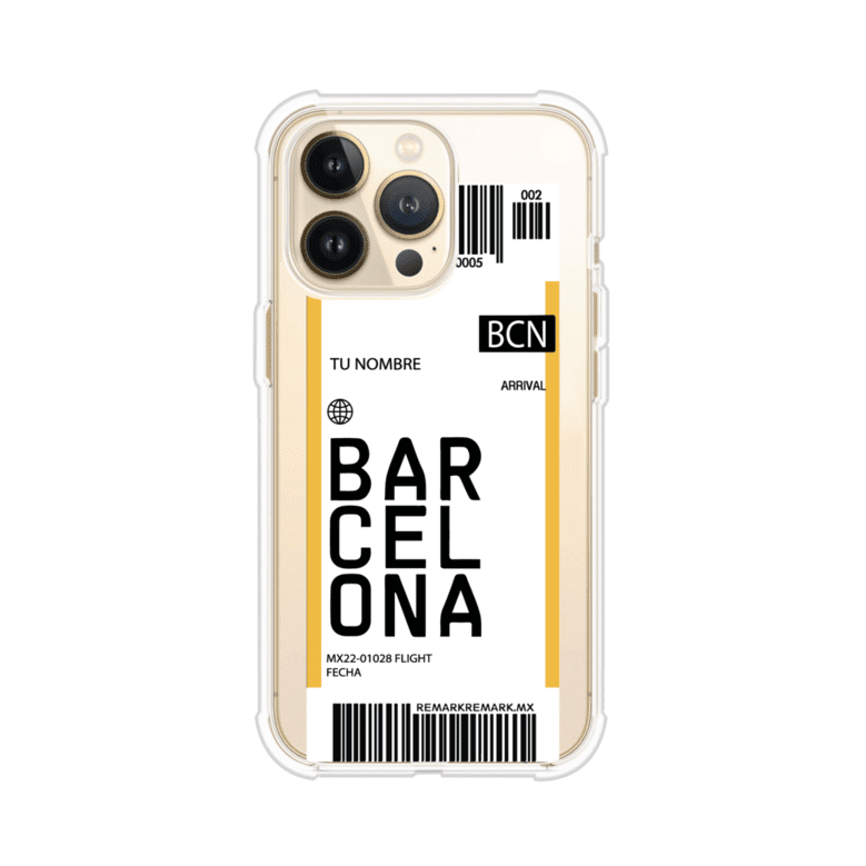 Funda personalizada estilo pase de abordar con diseño de Barcelona y código BCN, personalizable con nombre y datos de vuelo; producto de Remark MX para iPhone