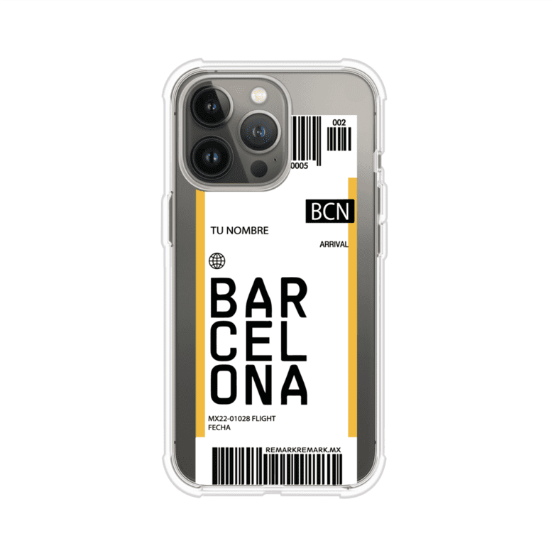 Funda personalizada estilo pase de abordar con diseño de Barcelona y código BCN, personalizable con nombre y datos de vuelo; producto de Remark MX para iPhone