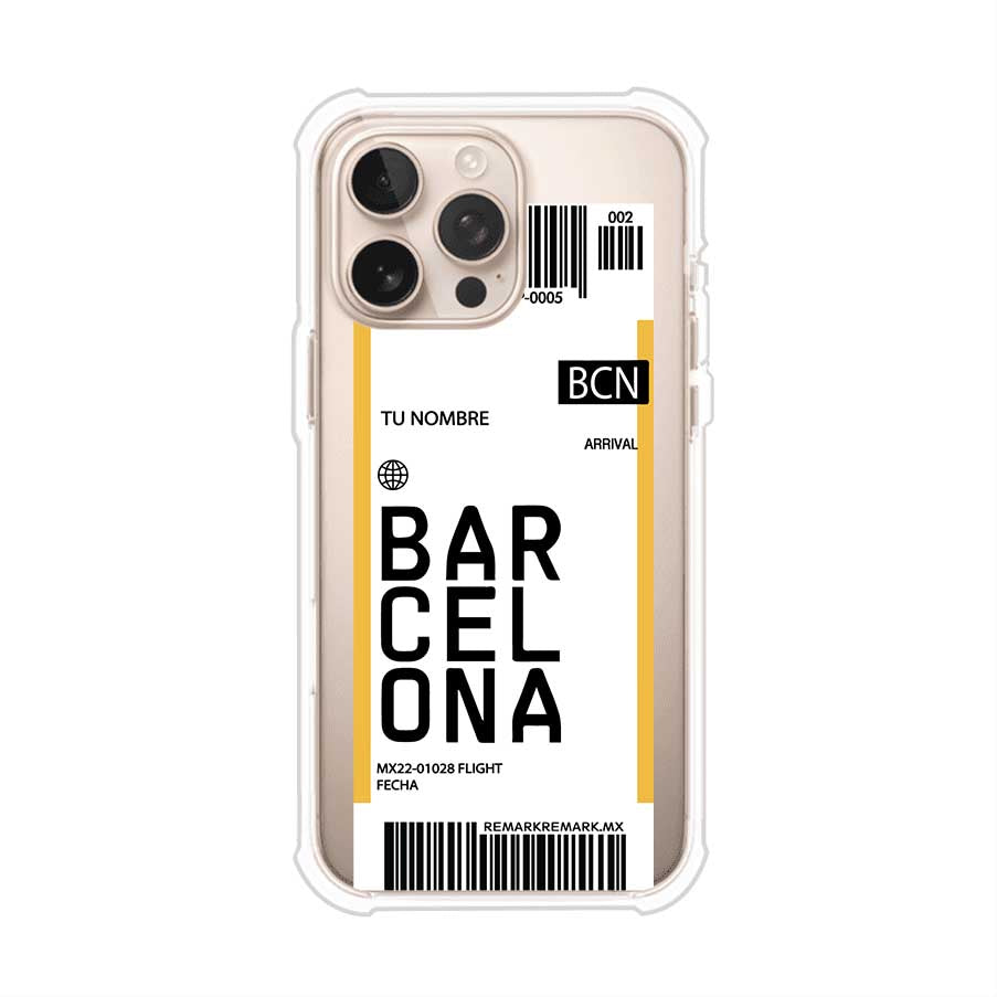 Funda personalizada estilo pase de abordar con diseño de Barcelona y código BCN, personalizable con nombre y datos de vuelo; producto de Remark MX para iPhone