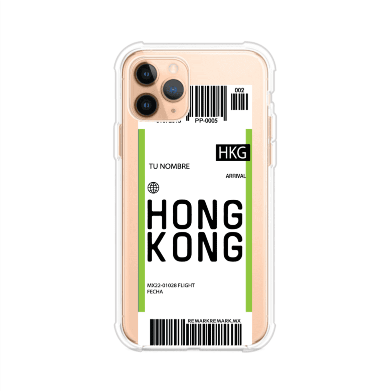 Funda personalizada estilo pase de abordar con diseño de Hong Kong y código HKG, personalizable con nombre y datos de vuelo; producto de Remark MX para iPhone
