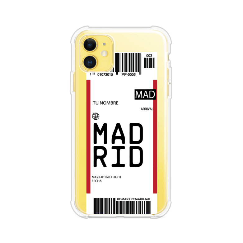Funda personalizada estilo pase de abordar con diseño de Madrid y código MAD, personalizable con nombre y datos de vuelo; producto de Remark MX para iPhone