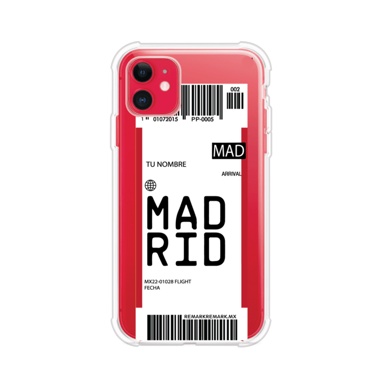 Funda personalizada estilo pase de abordar con diseño de Madrid y código MAD, personalizable con nombre y datos de vuelo; producto de Remark MX para iPhone