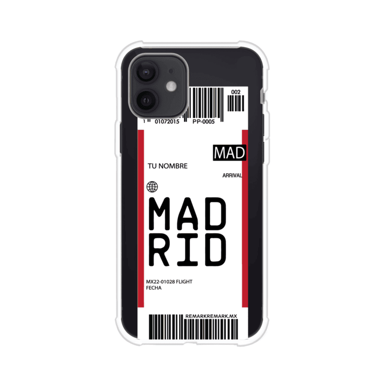 Funda personalizada estilo pase de abordar con diseño de Madrid y código MAD, personalizable con nombre y datos de vuelo; producto de Remark MX para iPhone