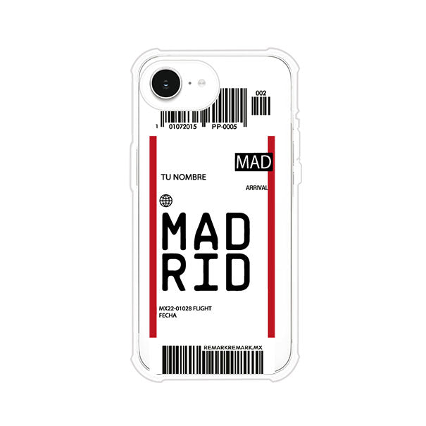 Funda personalizada estilo pase de abordar con diseño de Madrid y código MAD, personalizable con nombre y datos de vuelo; producto de Remark MX para iPhone