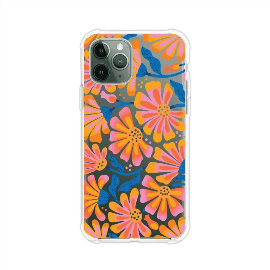Funda personalizada para iPhone con diseño floral estilo Sunset Blossom en tonos naranjas, rosas y azules. Ideal para primavera/verano, producto de Remark MX