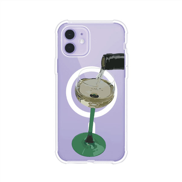 Funda personalizada para iPhone con ilustración de un dirty martini siendo servido en una copa. Diseño elegante y moderno para amantes de los cócteles. Producto de Remark MX