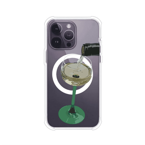 Funda personalizada para iPhone con ilustración de un dirty martini siendo servido en una copa. Diseño elegante y moderno para amantes de los cócteles. Producto de Remark MX