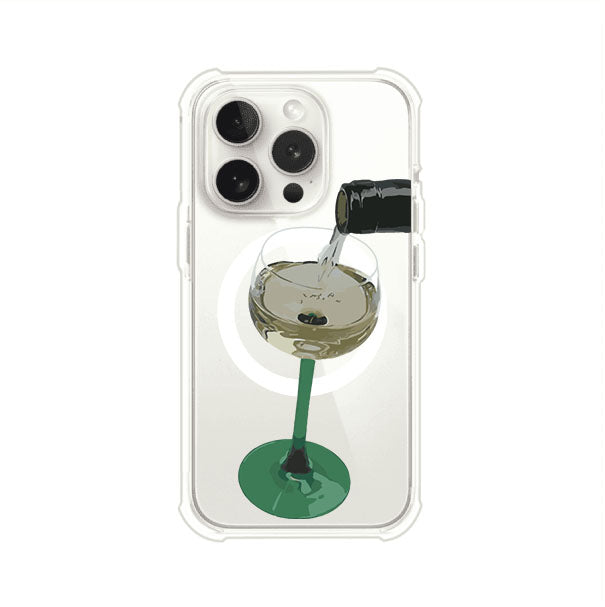 Funda personalizada para iPhone con ilustración de un dirty martini siendo servido en una copa. Diseño elegante y moderno para amantes de los cócteles. Producto de Remark MX
