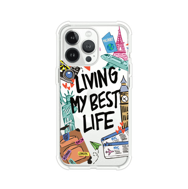 Funda personalizada para iPhone con frase 'Living My Best Life' y diseño de elementos viajeros como maletas, torre Eiffel, Big Ben y boletos de avión; producto de Remark MX