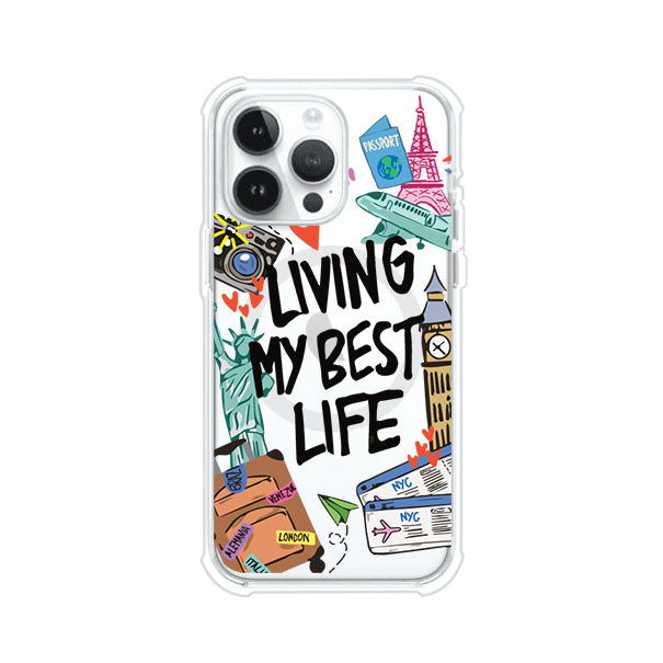 Funda personalizada para iPhone con frase 'Living My Best Life' y diseño de elementos viajeros como maletas, torre Eiffel, Big Ben y boletos de avión; producto de Remark MX