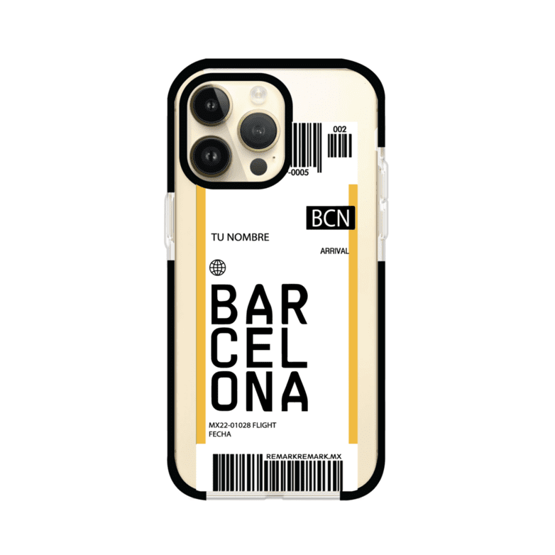 Funda personalizada estilo pase de abordar con diseño de Barcelona y código BCN, personalizable con nombre y datos de vuelo; producto de Remark MX para iPhone