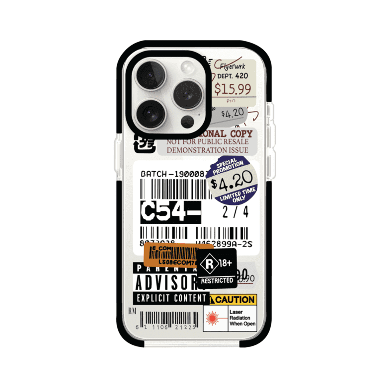 Funda para iPhone con diseño urbano tipo collage de tickets, códigos de barras y etiquetas de advertencia. Ideal para quienes buscan un estilo alternativo y original. Diseño exclusivo de Remark MX