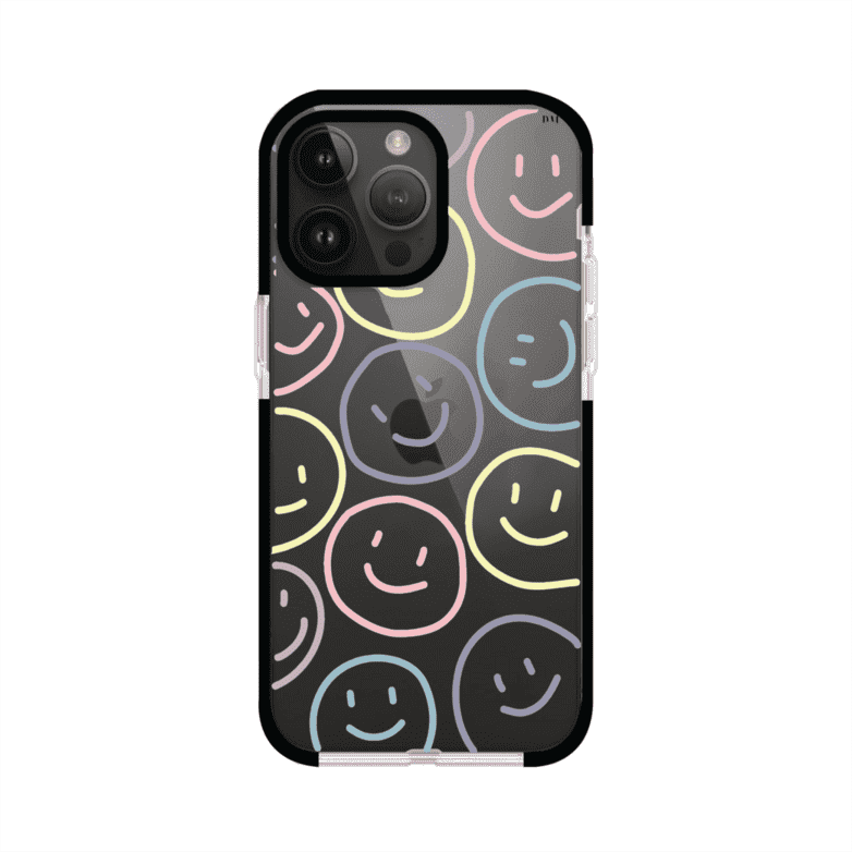 Funda personalizada para iPhone con diseño de caritas felices o happy faces en colores pastel, ideal para un estilo divertido y colorido; producto de Remark MX