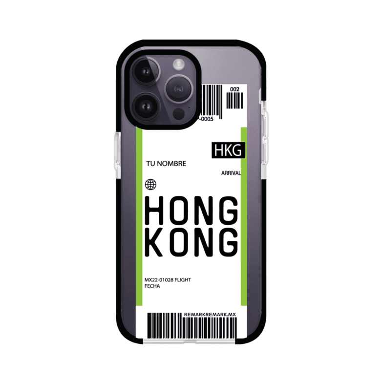 Funda personalizada estilo pase de abordar con diseño de Hong Kong y código HKG, personalizable con nombre y datos de vuelo; producto de Remark MX para iPhone