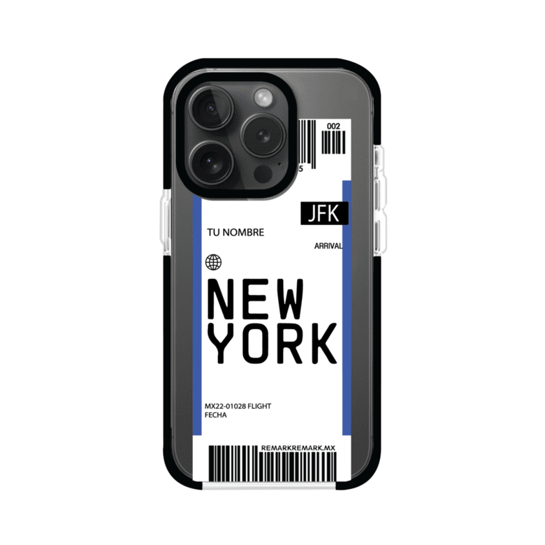 Funda personalizada estilo pase de abordar con diseño de Nueva York y código JFK, personalizable con nombre y datos de vuelo; producto de Remark MX para iPhone