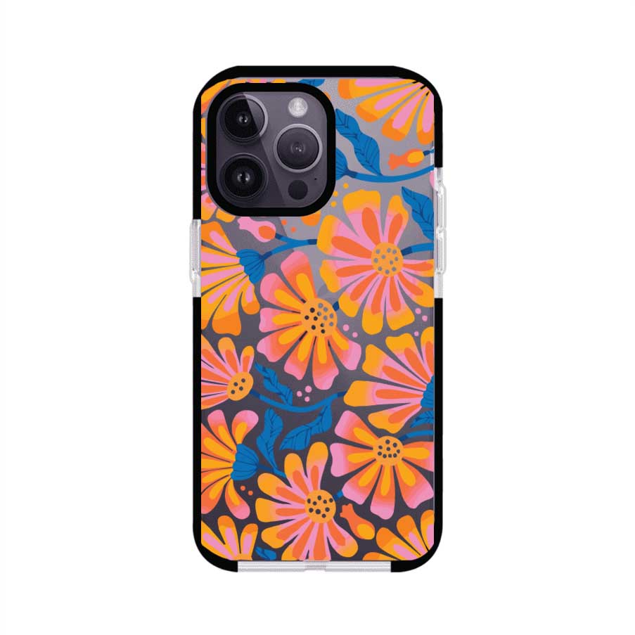 Funda personalizada para iPhone con diseño floral estilo Sunset Blossom en tonos naranjas, rosas y azules. Ideal para primavera/verano, producto de Remark MX