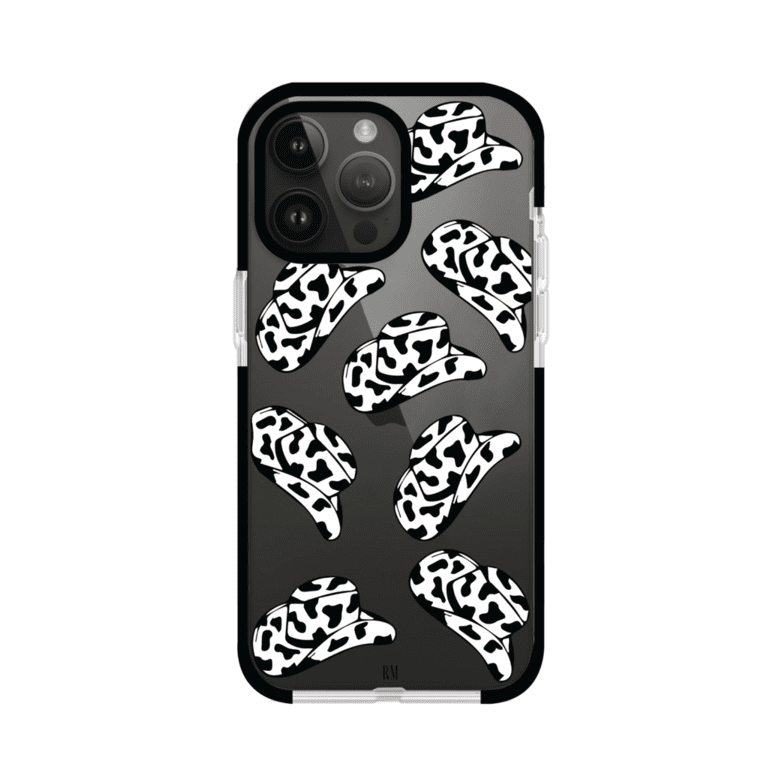 Funda para iPhone con diseño de múltiples sombreros vaqueros en estampado blanco y negro tipo vaca. Estilo western minimalista con vibe country. Producto de Remark Mx.