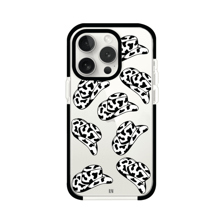 Funda para iPhone con diseño de múltiples sombreros vaqueros en estampado blanco y negro tipo vaca. Estilo western minimalista con vibe country. Producto de Remark Mx.