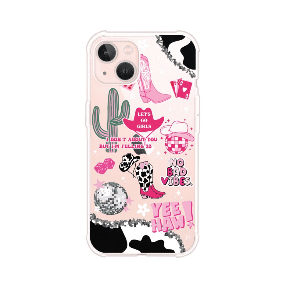 Funda para iPhone con diseño de temática vaquera en tonos rosa y negro, incluye botas, sombrero, cactus, disco ball y frases como "Let’s go girls" y "Yee Haw!". Estilo girly y divertido. Producto de Remark Mx
