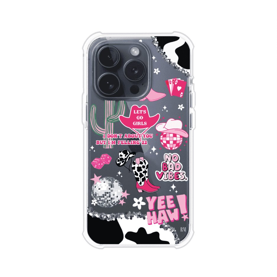 Funda para iPhone con diseño de temática vaquera en tonos rosa y negro, incluye botas, sombrero, cactus, disco ball y frases como "Let’s go girls" y "Yee Haw!". Estilo girly y divertido. Producto de Remark Mx