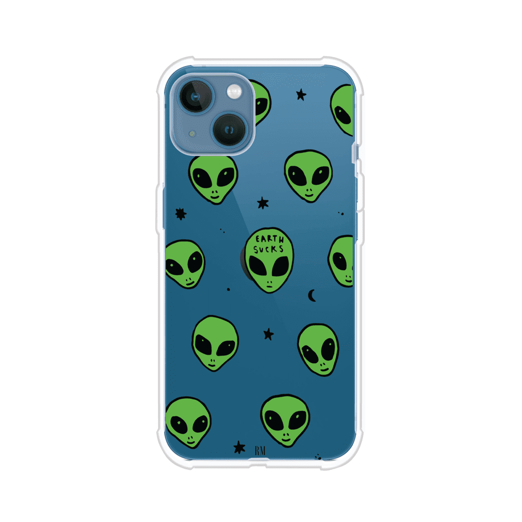Funda para iPhone con diseño de alienígenas verdes y frase "Earth Sucks", fondo negro con detalles espaciales. Estilo divertido y rebelde. Producto de Remark MX