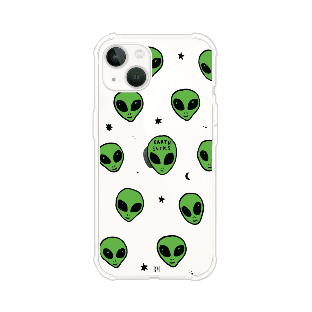 Funda para iPhone con diseño de alienígenas verdes y frase "Earth Sucks", fondo negro con detalles espaciales. Estilo divertido y rebelde. Producto de Remark MX