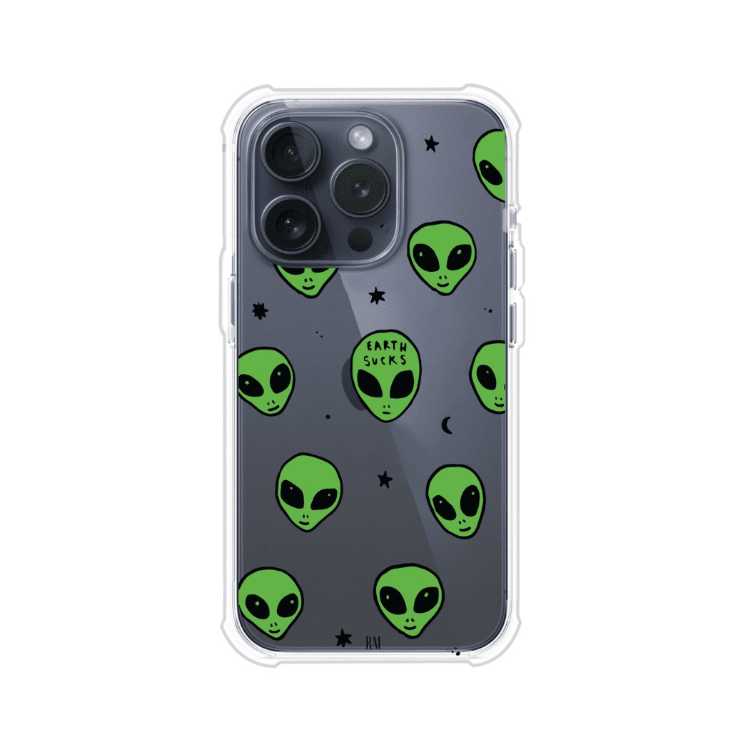 Funda para iPhone con diseño de alienígenas verdes y frase "Earth Sucks", fondo negro con detalles espaciales. Estilo divertido y rebelde. Producto de Remark MX