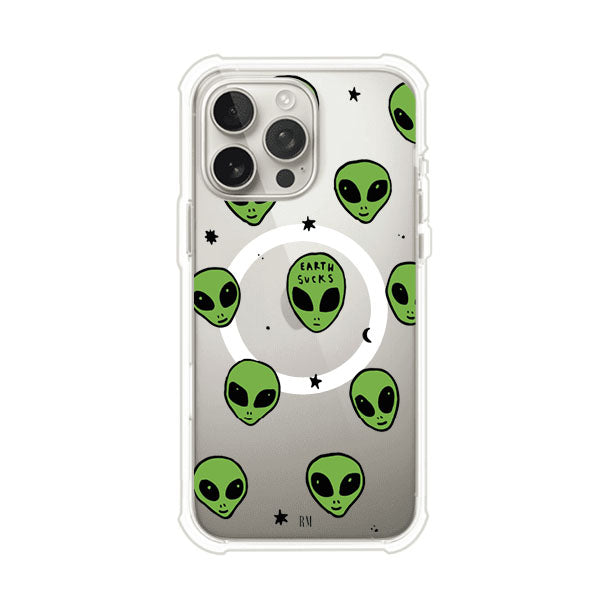 Funda para iPhone con diseño de alienígenas verdes y frase "Earth Sucks", fondo negro con detalles espaciales. Estilo divertido y rebelde. Producto de Remark MX